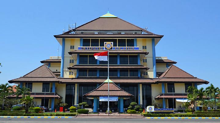 12 Kampus Ekonomi Terbaik dalam area Indonesia Versi EduRank, Ada Binus kemudian Trisakti